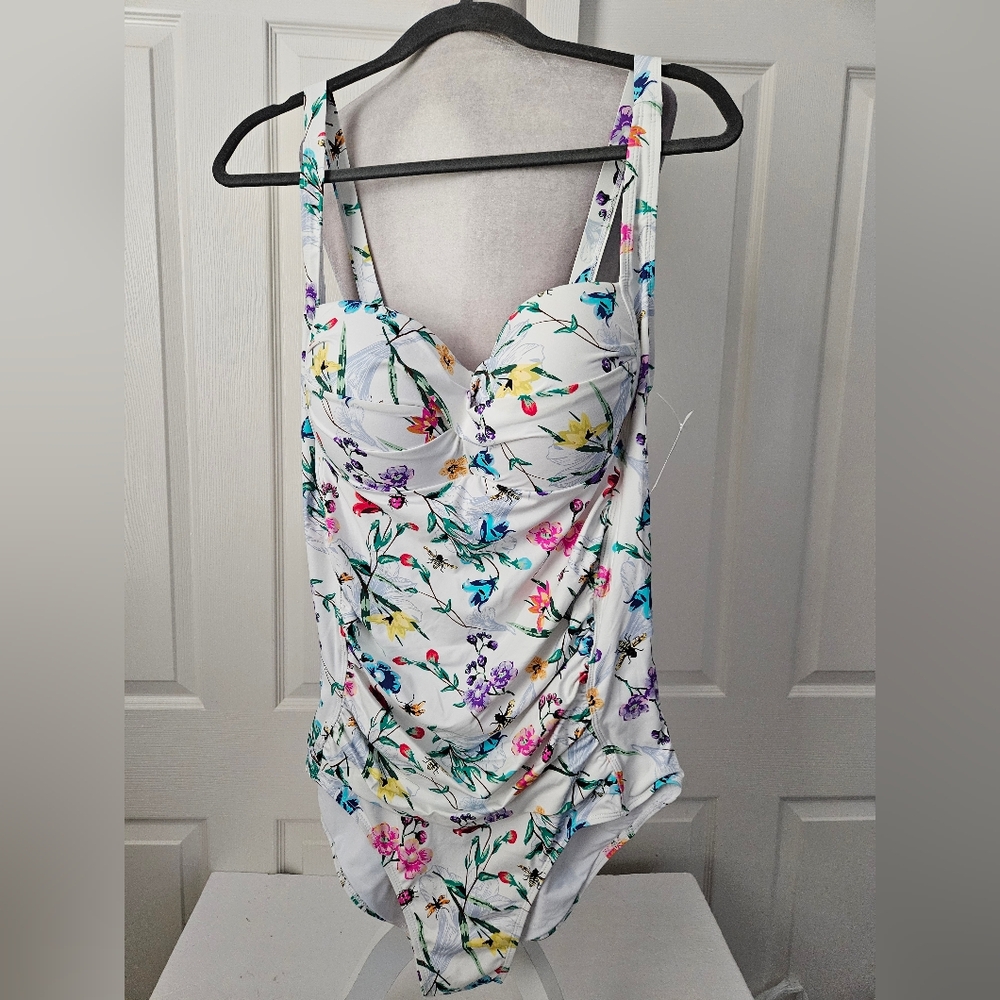 Betsey Johnson NWT Swimsuit